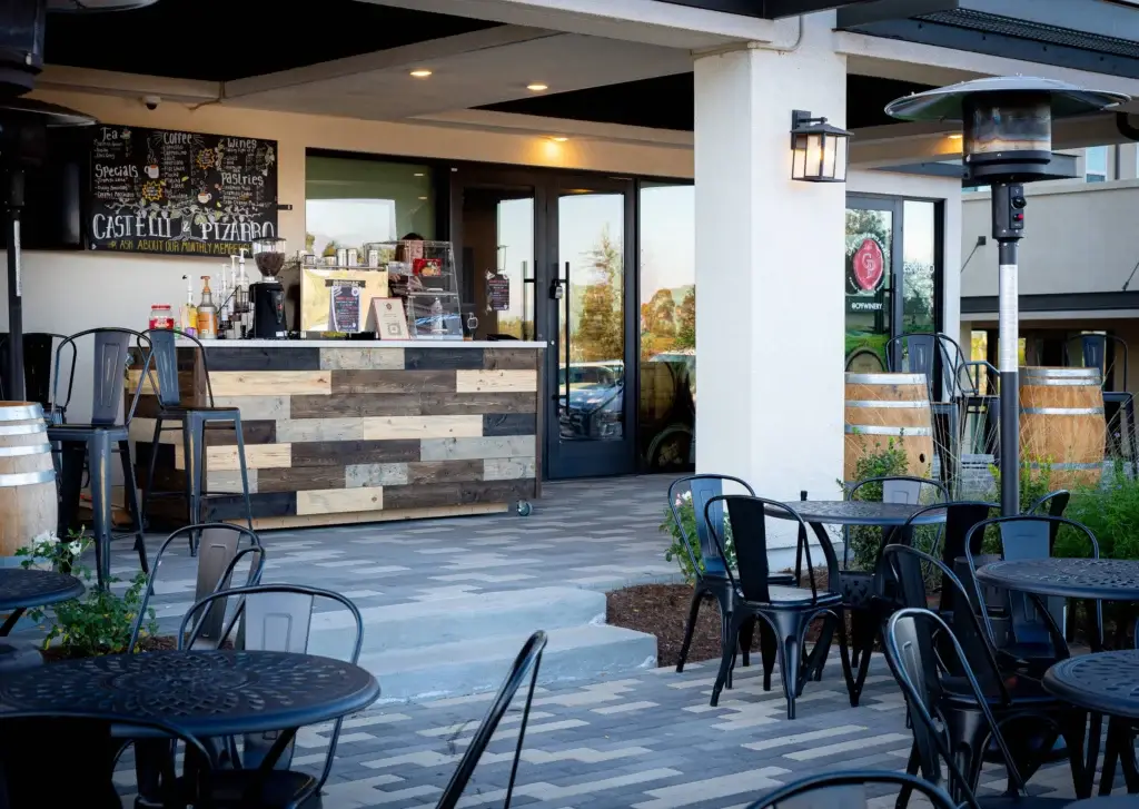 Castelli and Pizarro Wine and Espresso storefront in Del Mar